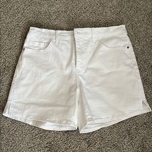 Jessica Simpson White Flat Front Shorts